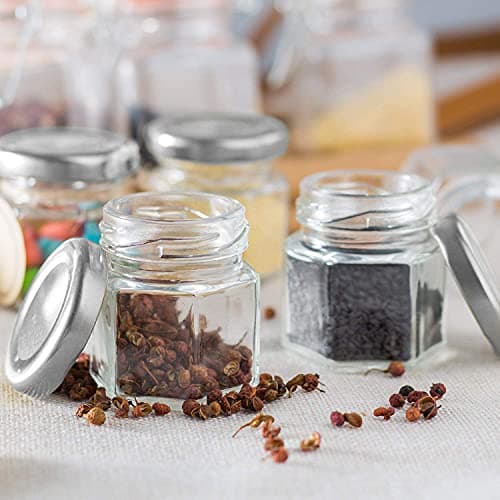 Accguan 30 PC 1.5 oz Glass Jars with Silver Lids, Mini Mason Jars for Gifts & Crafts